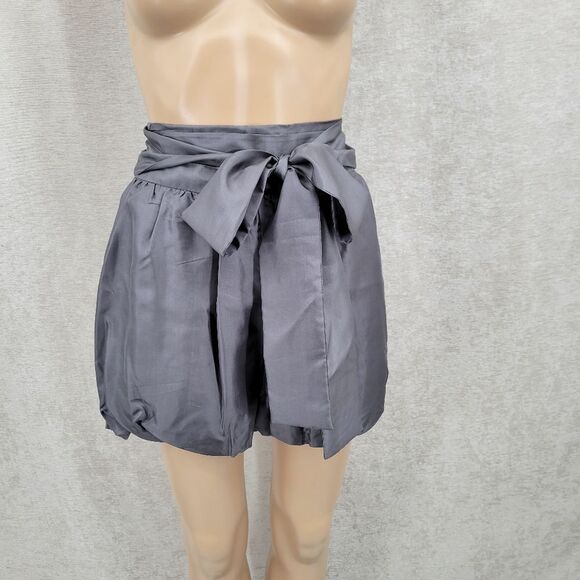 Twelve by Twelve Gray Silk Bubble Hem Shorts Ties Waist Bow NEW Women's XS - Picture 1 of 13